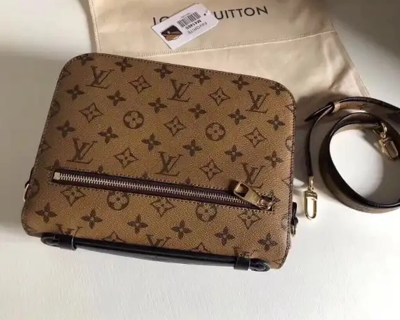 Louis POCHETTE Vuitton METIS 0427